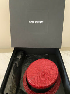 Neu mit Etikett: Saint Laurent kleiner Bootsfahrerhut in mattem Strohrot, S Italien