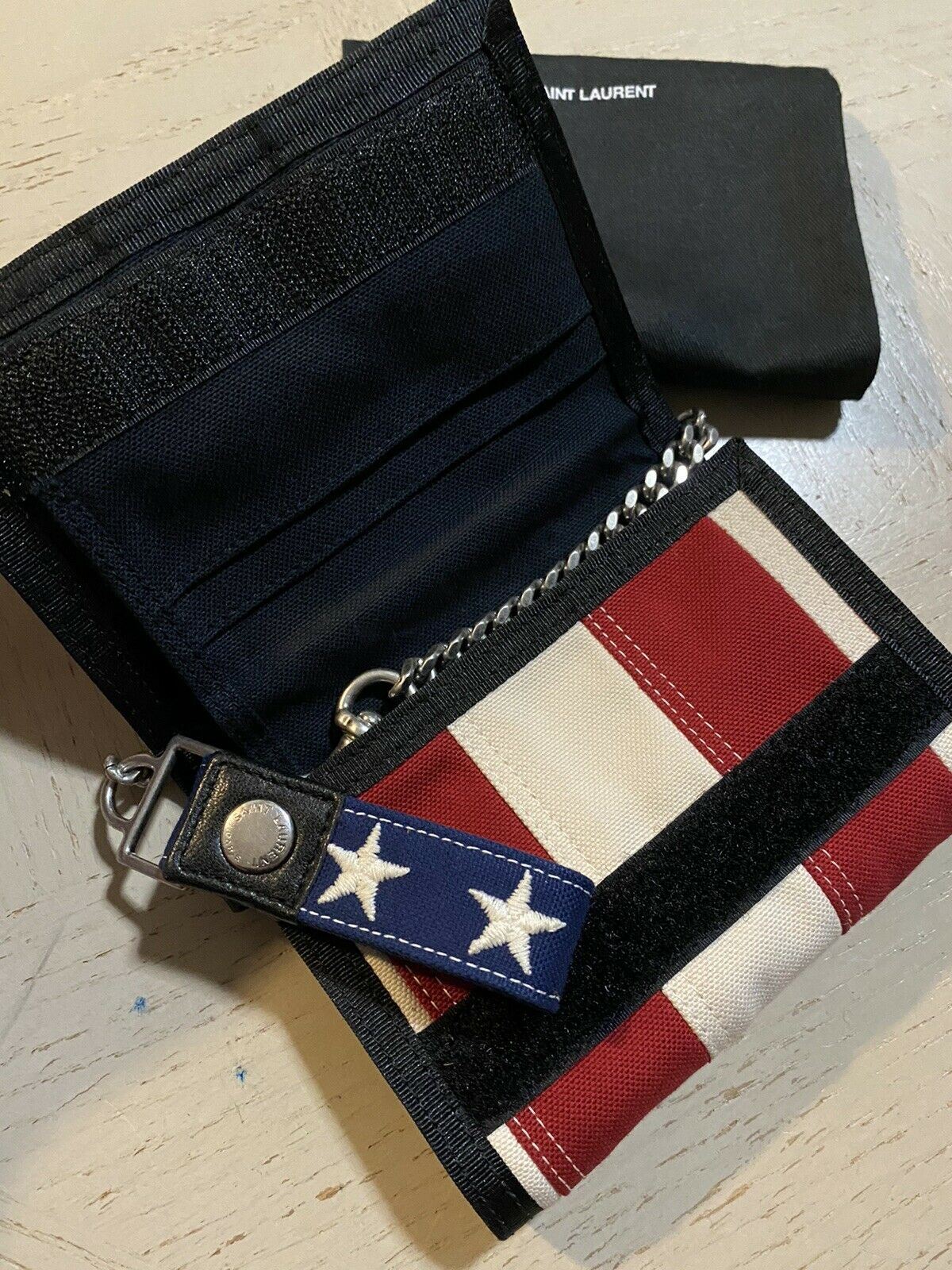 Новый кошелек Saint Laurent BUFFALO из парусины с американским флагом 556469