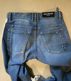 Neu mit Etikett: 995 $ Balmain Herren Distressed Side Tope Jeans Blau 40 (gemessen 42)