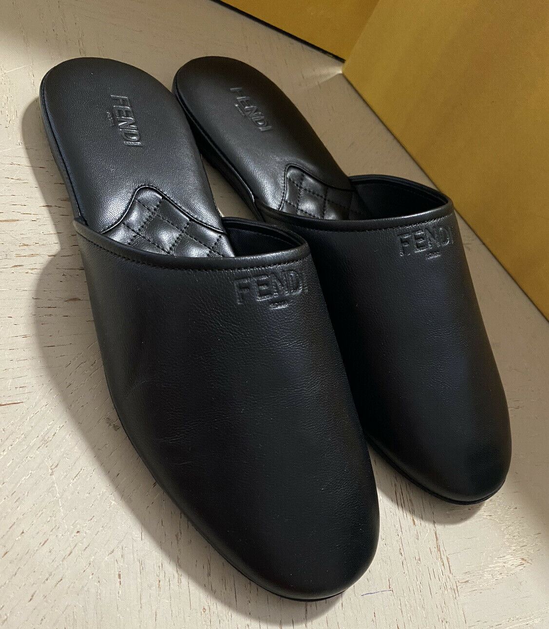 NIB Fendi Herren Leder Sandale Schuhe Schwarz 8 US/7 UK Italien