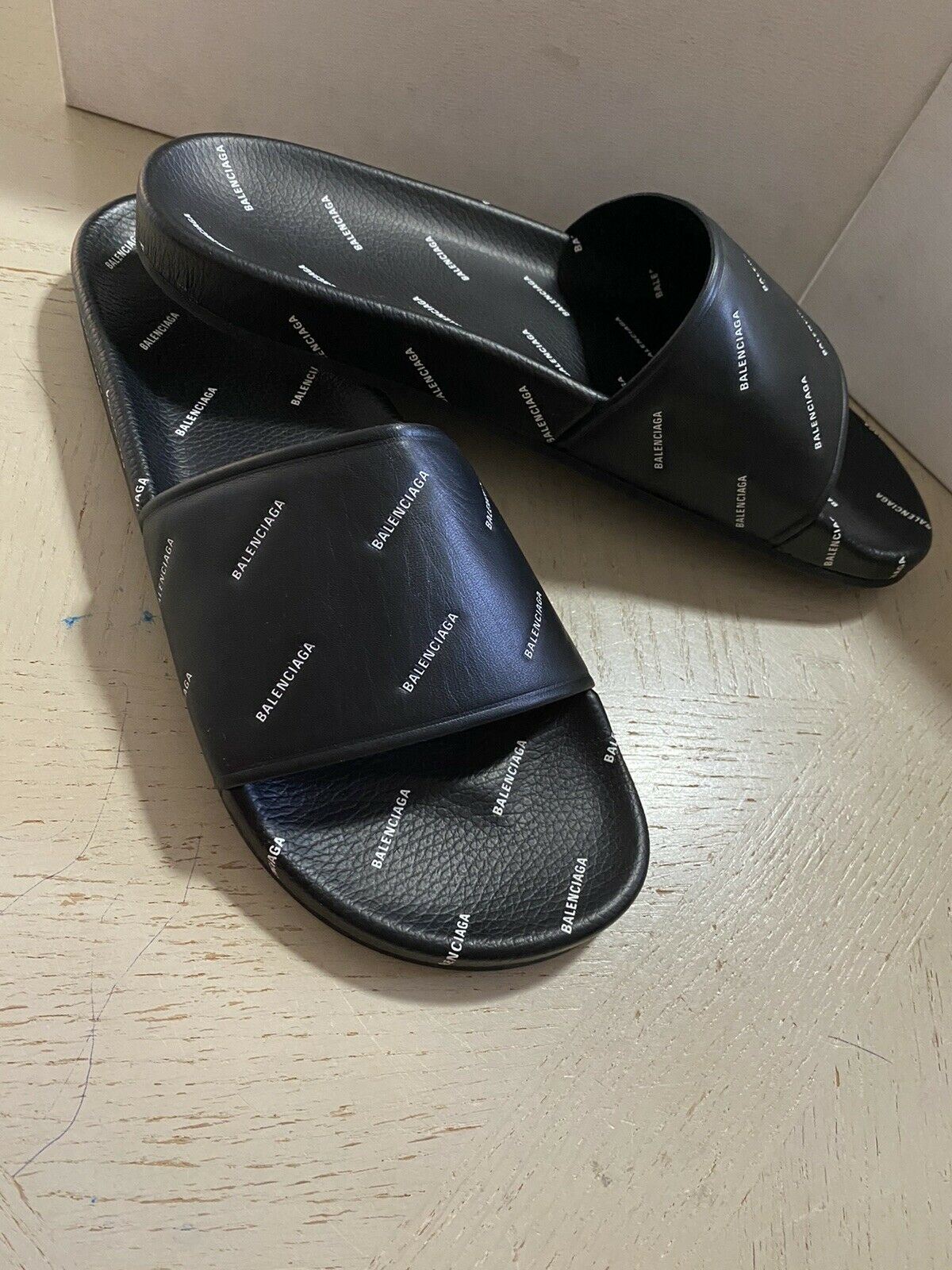 NIB $ 595 Balenciaga Herren Multilogo Slide Sandale Schuhe Schwarz 13 US/46 Eu Italien