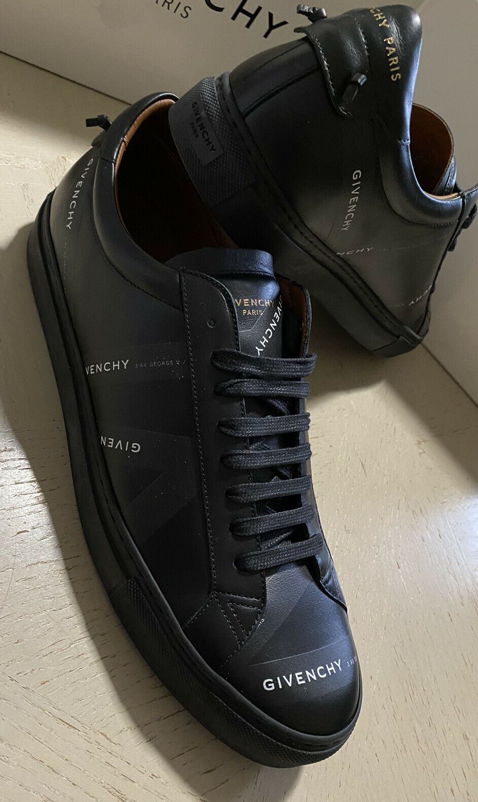 NIB $ 1095 Givenchy Herren Leder Urban Street Sneakers Schuhe Schwarz 9 US / 42 EU