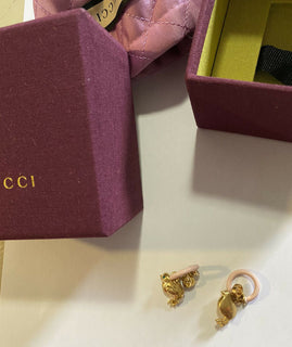 NWB $850 Gucci Ear Chick Mot&Hoop Brass/Strass/Varnish Earring Li.pink/Gold