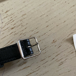 Neu mit Etikett: Gucci-Lederarmband mit Nietenmotiv in Schwarz – Spike