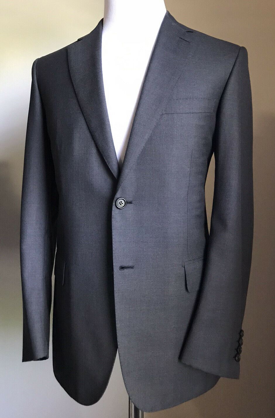 New $5700 Brioni Men Essential Super 160S Wool Suit DK Gray 40R US/50R Eu