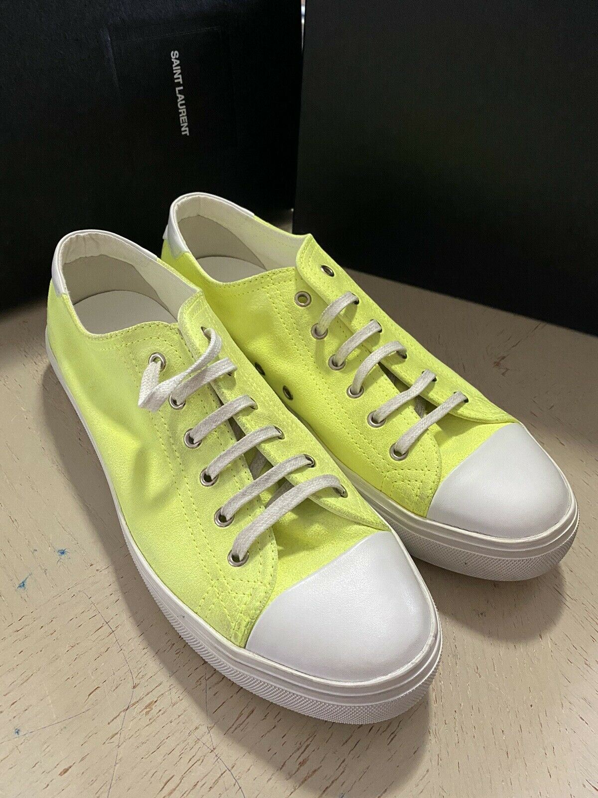 NIB Saint Laurent Herren Wildleder Sneakers Schuhe Gelb/Weiß 10,5 US/43,5 Eu Italien