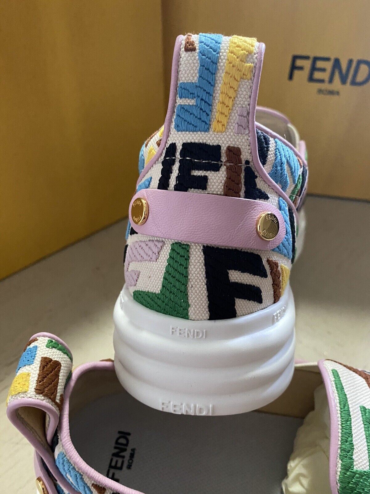 NIB Fendi Women's "Fendi Rise" Slip-on Sneakers FF Vertigo logo Pink/Multi 9 US
