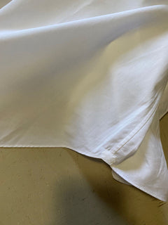 Neu mit Etikett: 675 $ Brioni Herren-Langarmhemd mit bequemer Passform, Weiß, 43/17, Italien