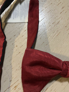 Neue Gucci-Fliege Rot, hergestellt in Italien