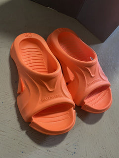 NIB 350 $ Balenciaga Damen Mold Slide Sandalen Schuhe Orange Größe 8 US