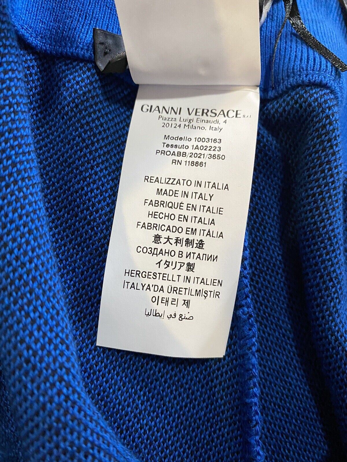 NWT $725 Versace Men’s Short Blue /Black 34 US/50 Eu Italy