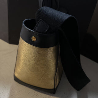 New $1690 TOM FORD Metallic Logo Mini Tote Bag Color Gold/Black Italy