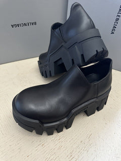 NIB $995 Balenciaga Women Bulldozer Calfskin Low-Cut Mini Booties Black 6/36 Eu