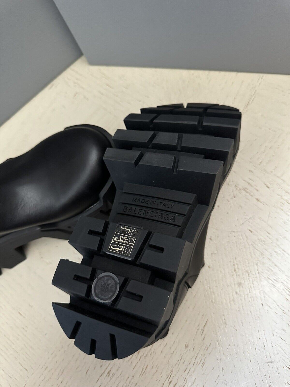 NIB $995 Balenciaga Женские мини-сапоги Bulldozer из телячьей кожи с низким вырезом, черные, 6/36 EU