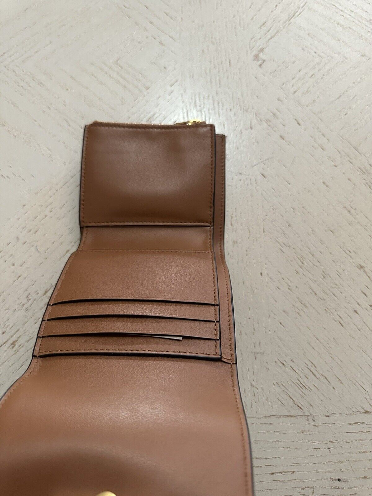 Новый женский кошелек Bottega Veneta за 680 долларов, коричневый 578752 Италия