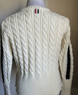 Neu mit Etikett: Thom Browne Herren-Pullover aus Merinowolle mit Zopfmuster, Weiß, Größe S (1), Irland
