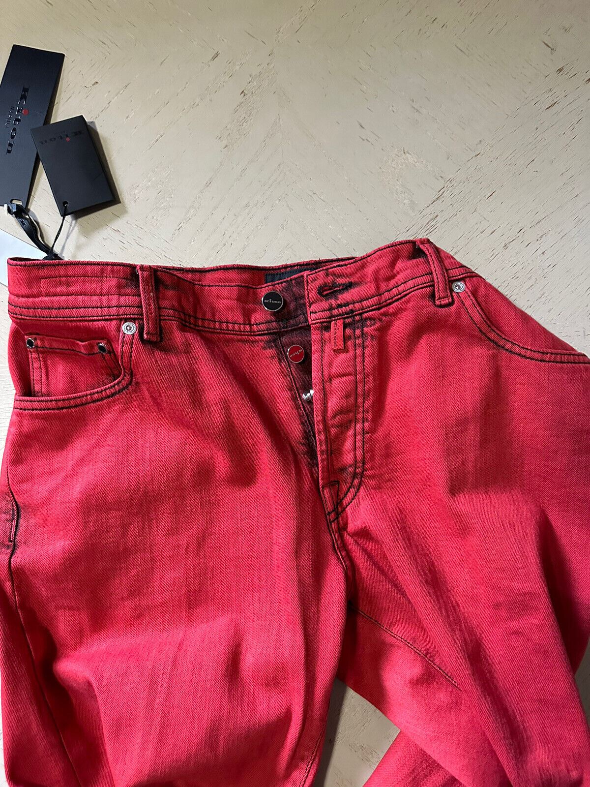 Neu mit Etikett: 1895 $ Kiton Herren-Jeans mit geradem Bein und schmaler Passform, Rot, 38 US (gemessen 36)
