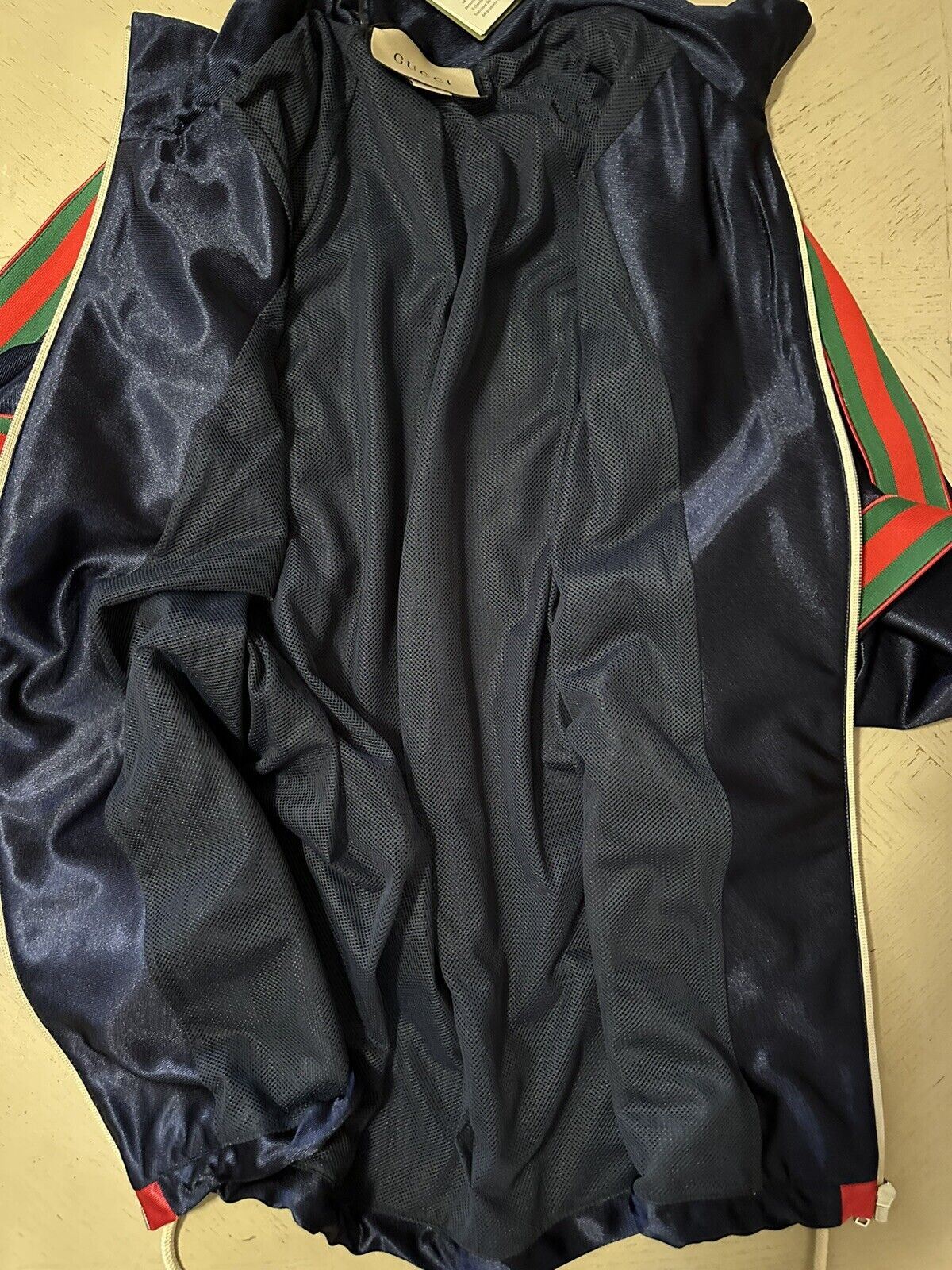 Neu mit Etikett: 1.800 $ Gucci Herren-Trainingsjacke aus technischem Polyester Blaues GG-Monogramm M