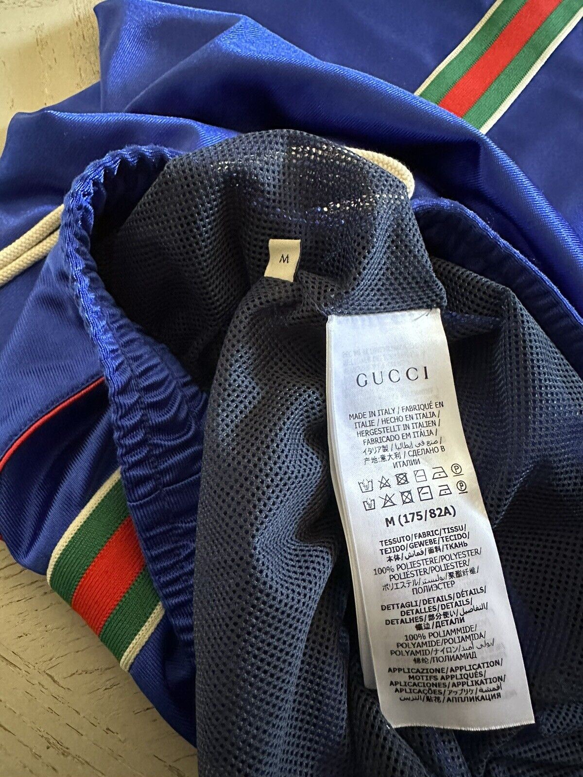 Neu mit Etikett: 1.450 $ Gucci Herren-Shorts aus technischem Polyester mit GG-Monogramm, Blau M