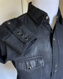 Рубашка в стиле вестерн Saint Laurent за 850 долларов NWT из черного денима с легким покрытием, размер S