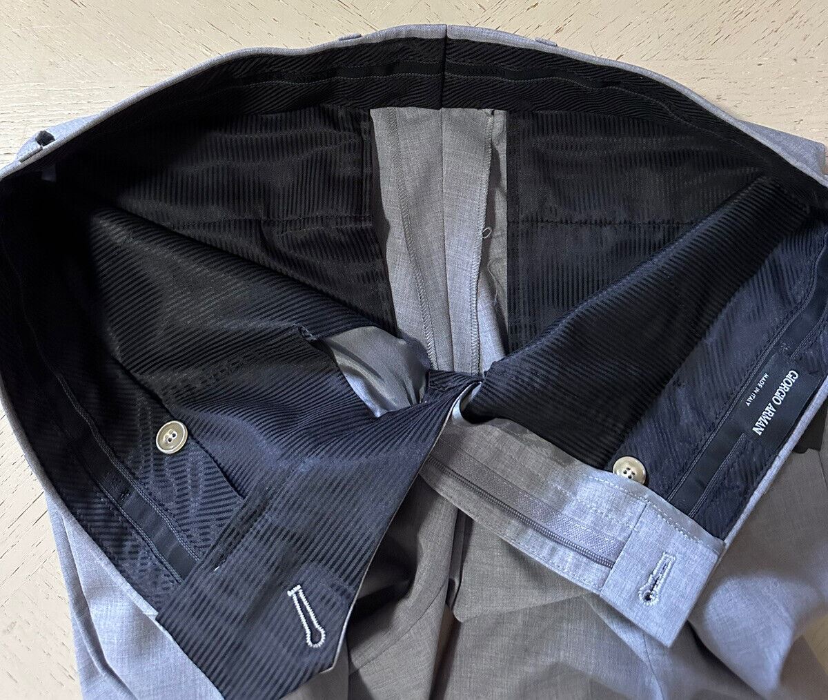 Neu mit Etikett: 825 $ Giorgio Armani Herren Drsss Hose LT Grau 32 US/48 Eu Italien