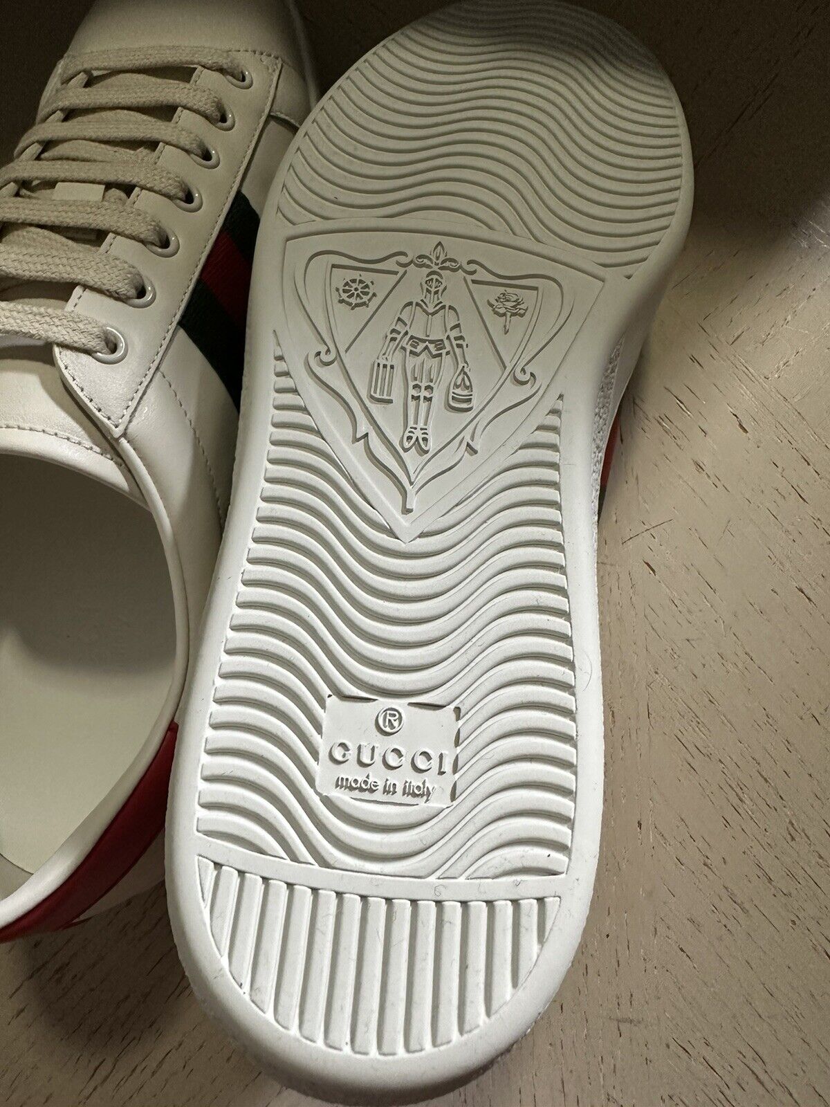 New Gucci Men Leather Freya Hartas Ace Sneaker Shoes White/Nat 9 US/8 UK 659219