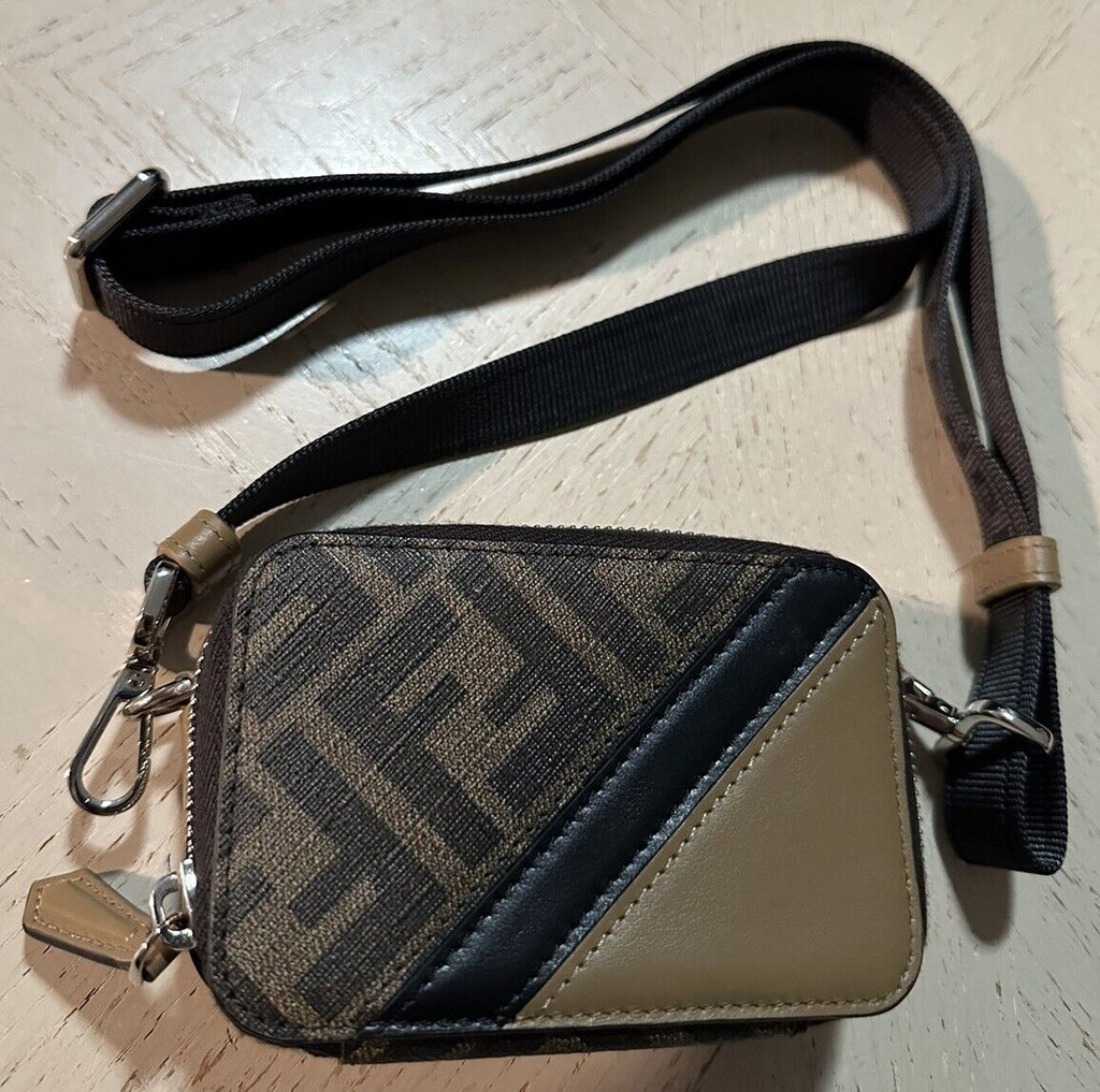 Новая мини-сумочка на молнии Fendi из кожи/холщовой ткани, коричневая, Италия, за 920 долларов