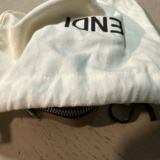 Новая мини-сумочка на молнии Fendi из кожи/холщовой ткани, коричневая, Италия, за 920 долларов