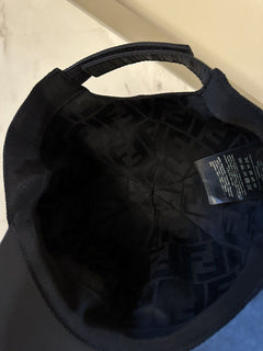 NWT $770 Бейсбольная кепка с логотипом Fendi из кожи/нейлона, черный/темно-синий, один размер, Италия