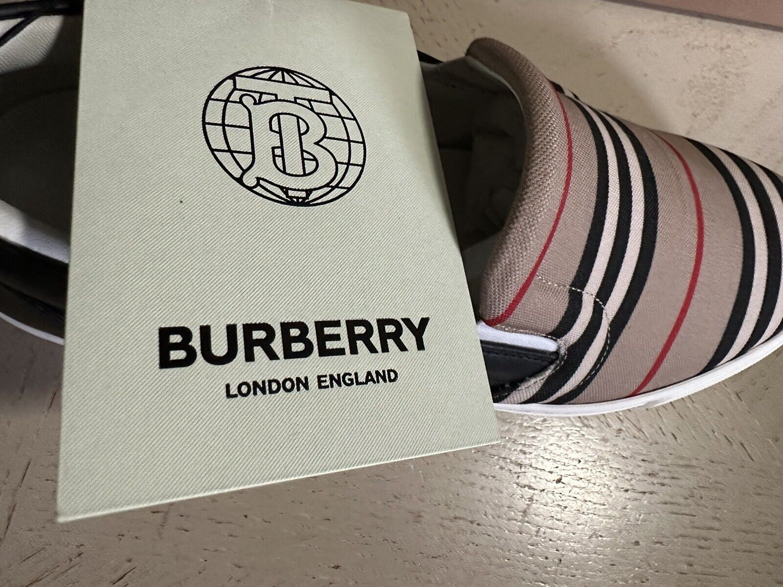 NIB Burberry Men Thompson Plaid Check Canvas Leather Sneakers Beige/Black 10 US