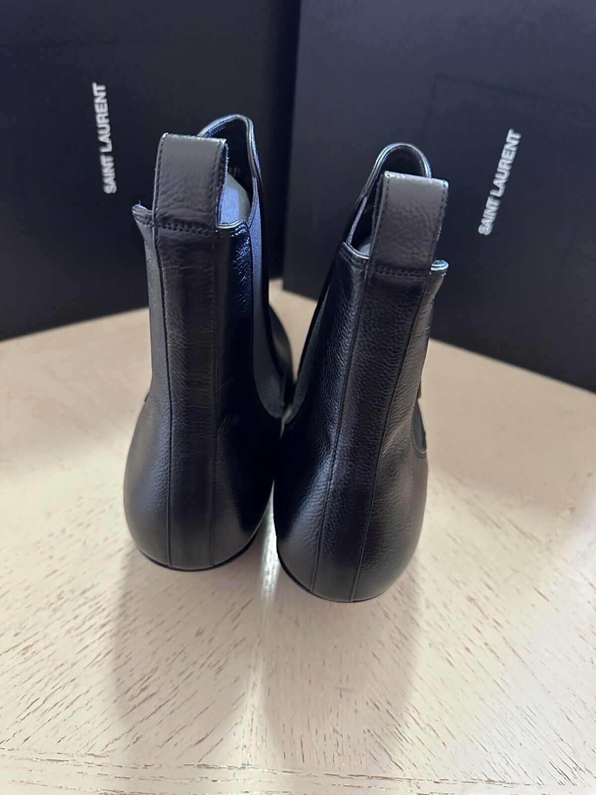 NIB $1195 Saint Laurent Men’s Leather Boots Shoes Black 9.5 US/42.5 Eu 685837