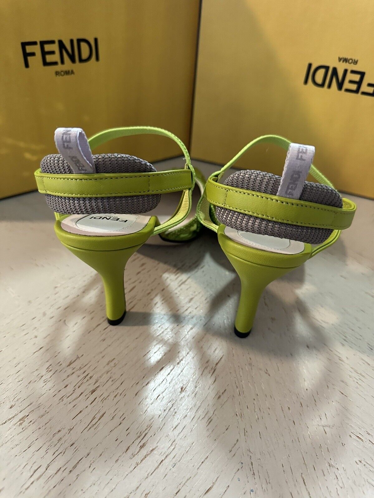 NIB $1250 Fendi Women Fabric/Leather Sandal Shoes Color Wasabi 8 US ( 38 Eu )