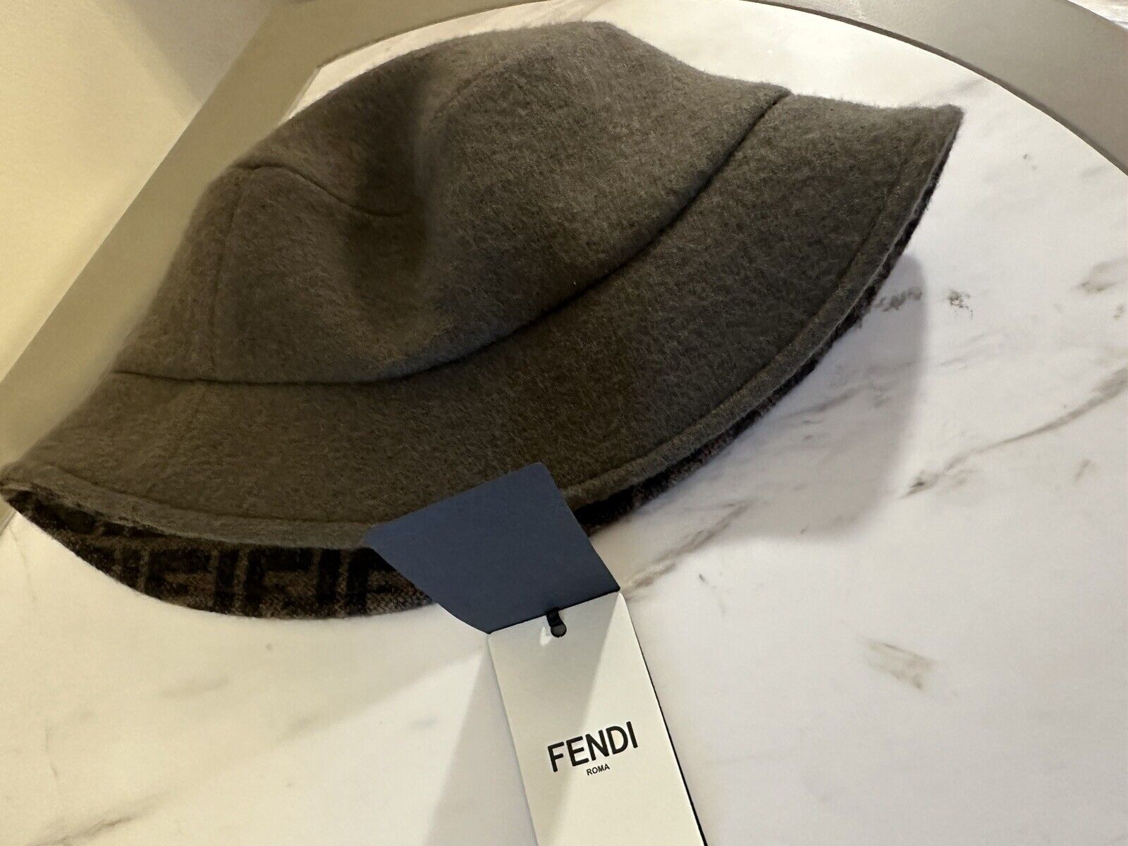 NWT $790 Fendi Classic Wool FF Logo Bucket Hat Size S Brown FXQ901