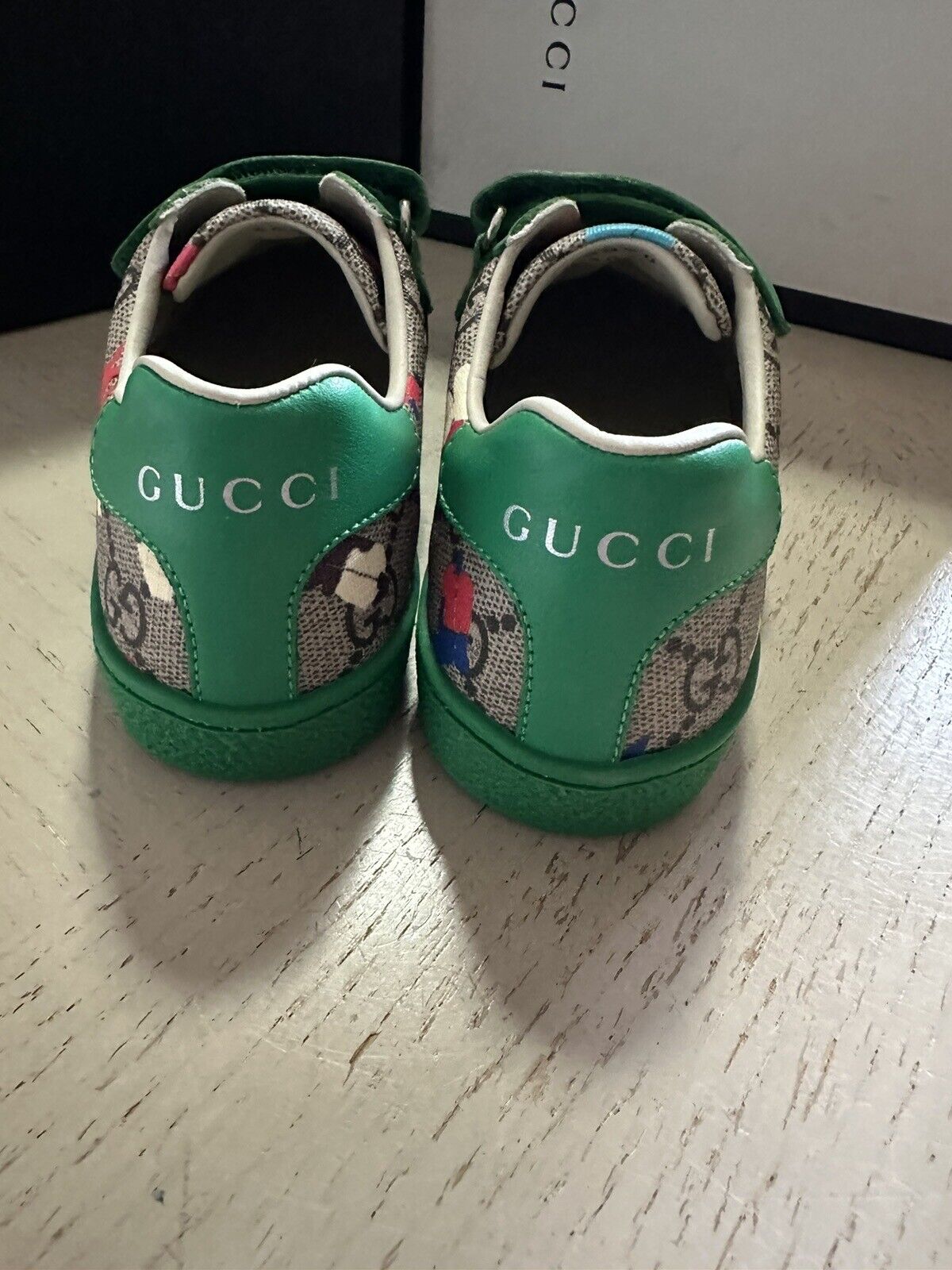 NIB Gucci Kids GG Logo  Sneakers Shoes Green/Beige Size 30 Gucci 463090