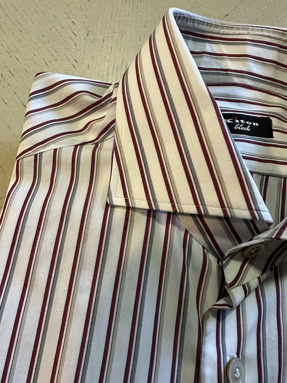 $1195 Kiton Classic Dress Shirt White/Red Stripped Size 42/16.5  Italy