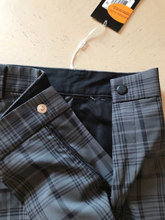 New $70 Nike Golf Short Pants DK Gray Size 28 - BAYSUPERSTORE
