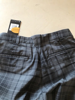 New $70 Nike Golf Short Pants DK Gray Size 28 - BAYSUPERSTORE