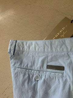 Neue kurze Burberry-Hose für 195 $ in Pale Opal Blue, Größe 34